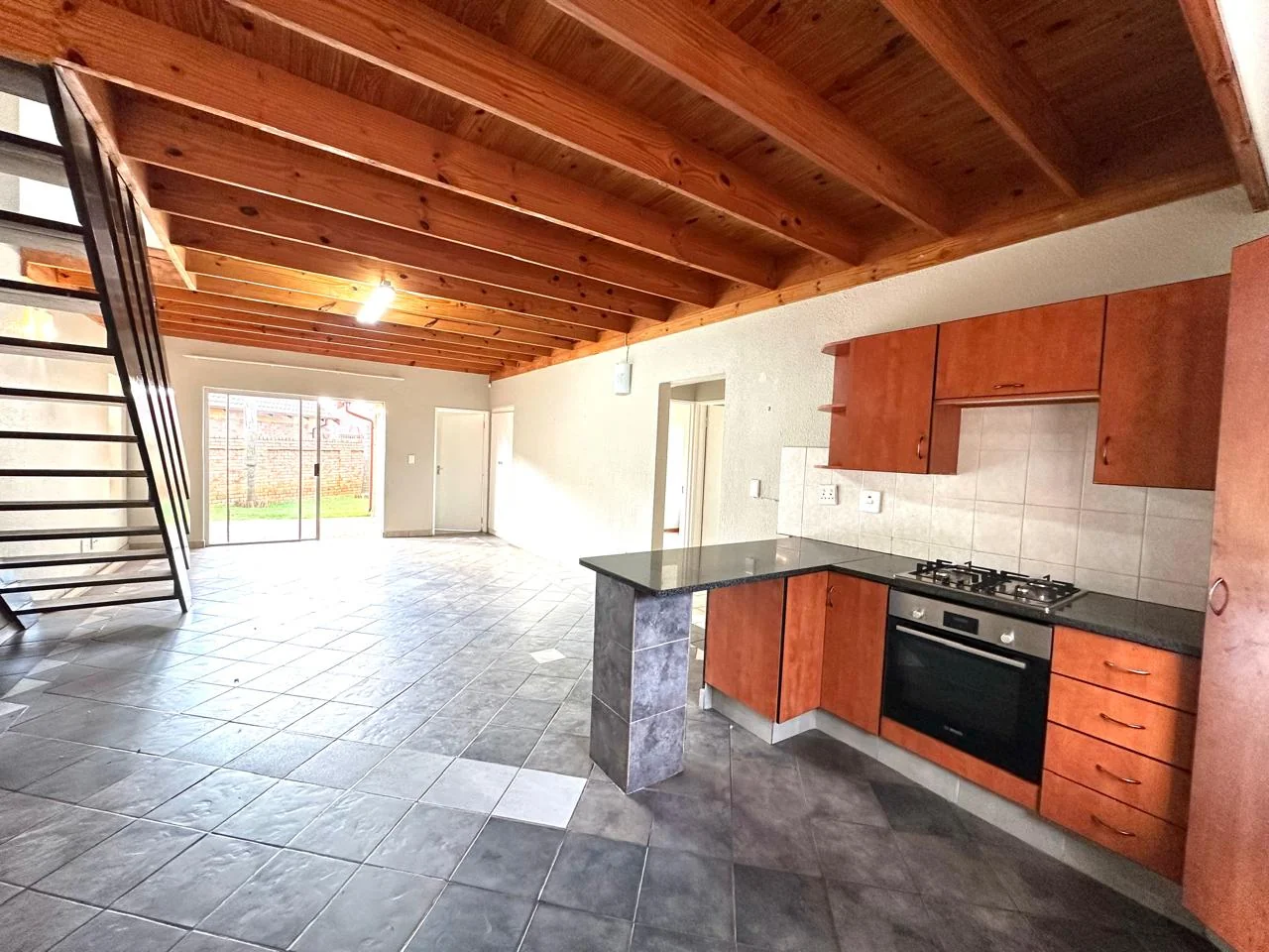 SPACE, SECURITY & LOCATION IN ONE PERFECT FAMILY HOME