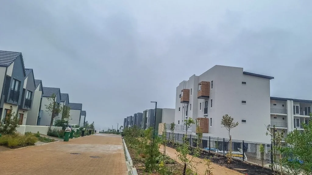 Brand-new spacious unfurnished/partially furnished 1-Bedroom Apartment to Rent in Newinbosch Estate, Stellenbosch