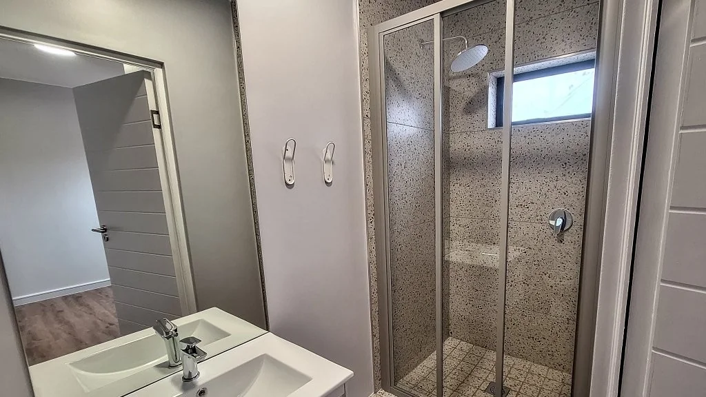 Brand-new spacious unfurnished/partially furnished 1-Bedroom Apartment to Rent in Newinbosch Estate, Stellenbosch