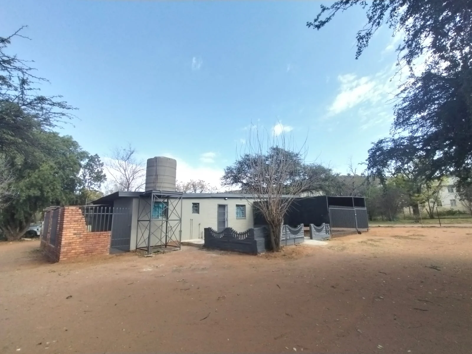 2 Bedroom House to Rent