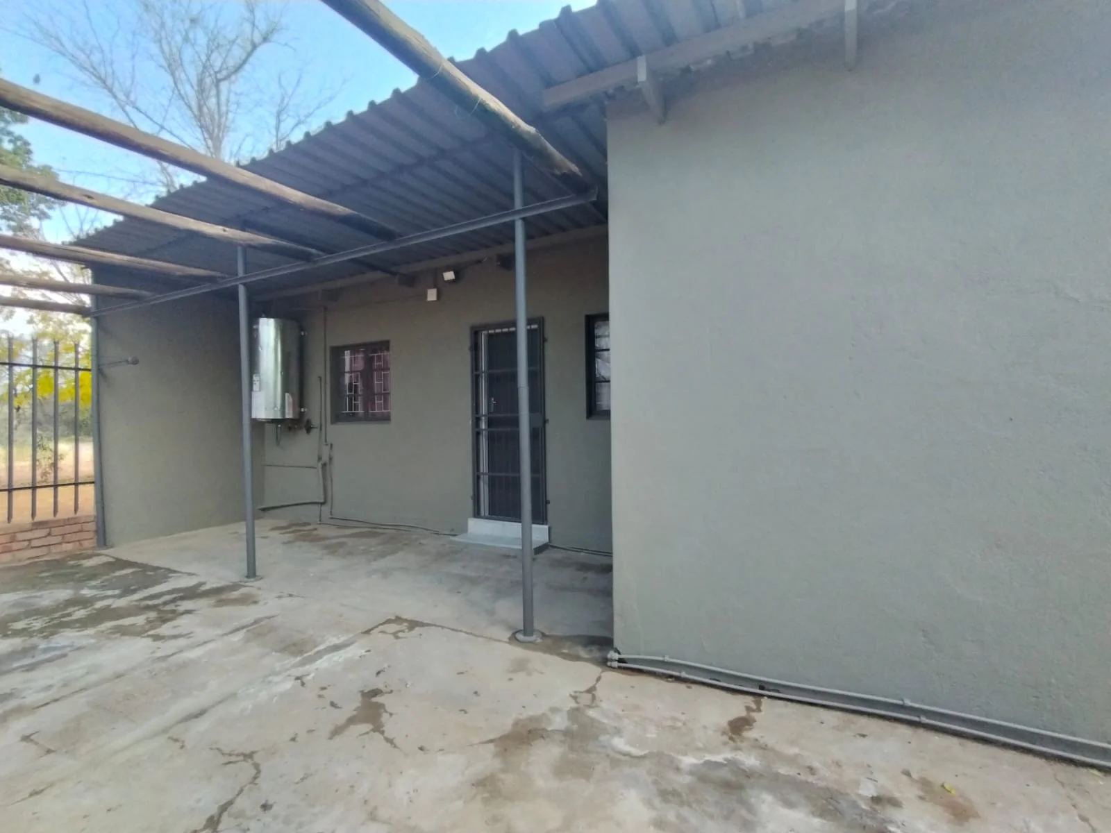 2 Bedroom House to Rent