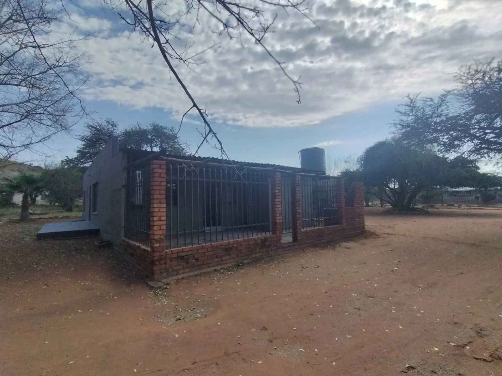 2 Bedroom House to Rent