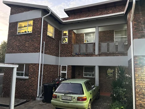 Croydon, Kempton Park