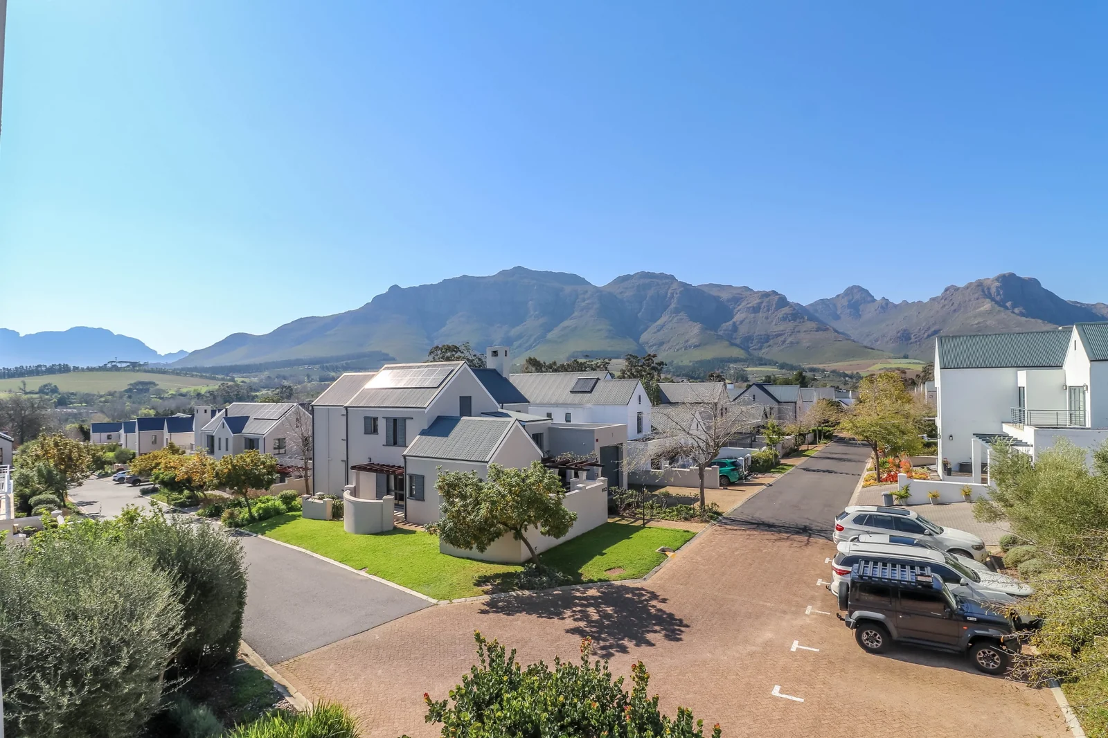 Secure Country Lifestyle Family Living