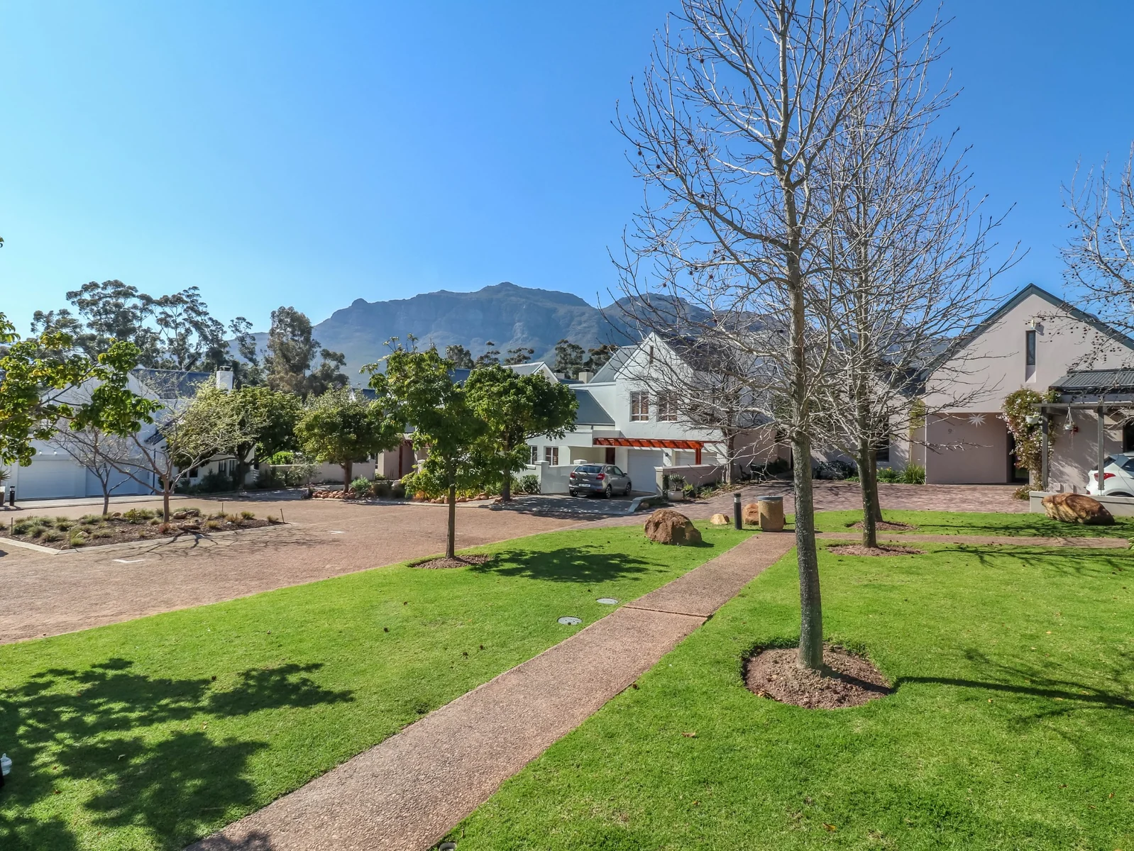Secure Country Lifestyle Family Living