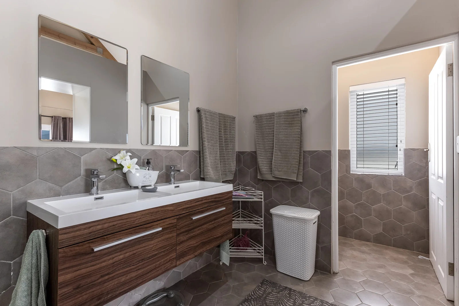 Secure Country Lifestyle Family Living