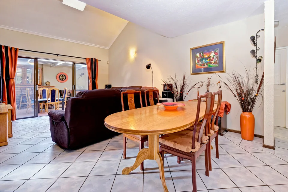 5 Bedroom Cluster Home For Sale in Morgans Creek, Radiokop /<br/>Strubens Valley, Roodepoort