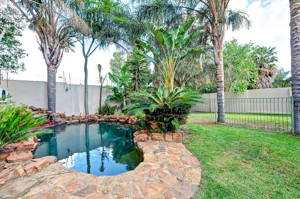 5 Bedroom Cluster Home For Sale in Morgans Creek, Radiokop /<br/>Strubens Valley, Roodepoort