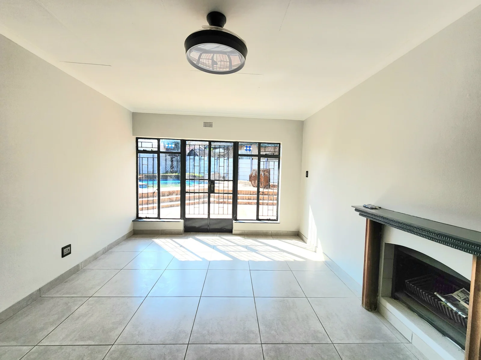 Beautifully Renovated Family Home with Endless Potential in Quiet Goedeburg