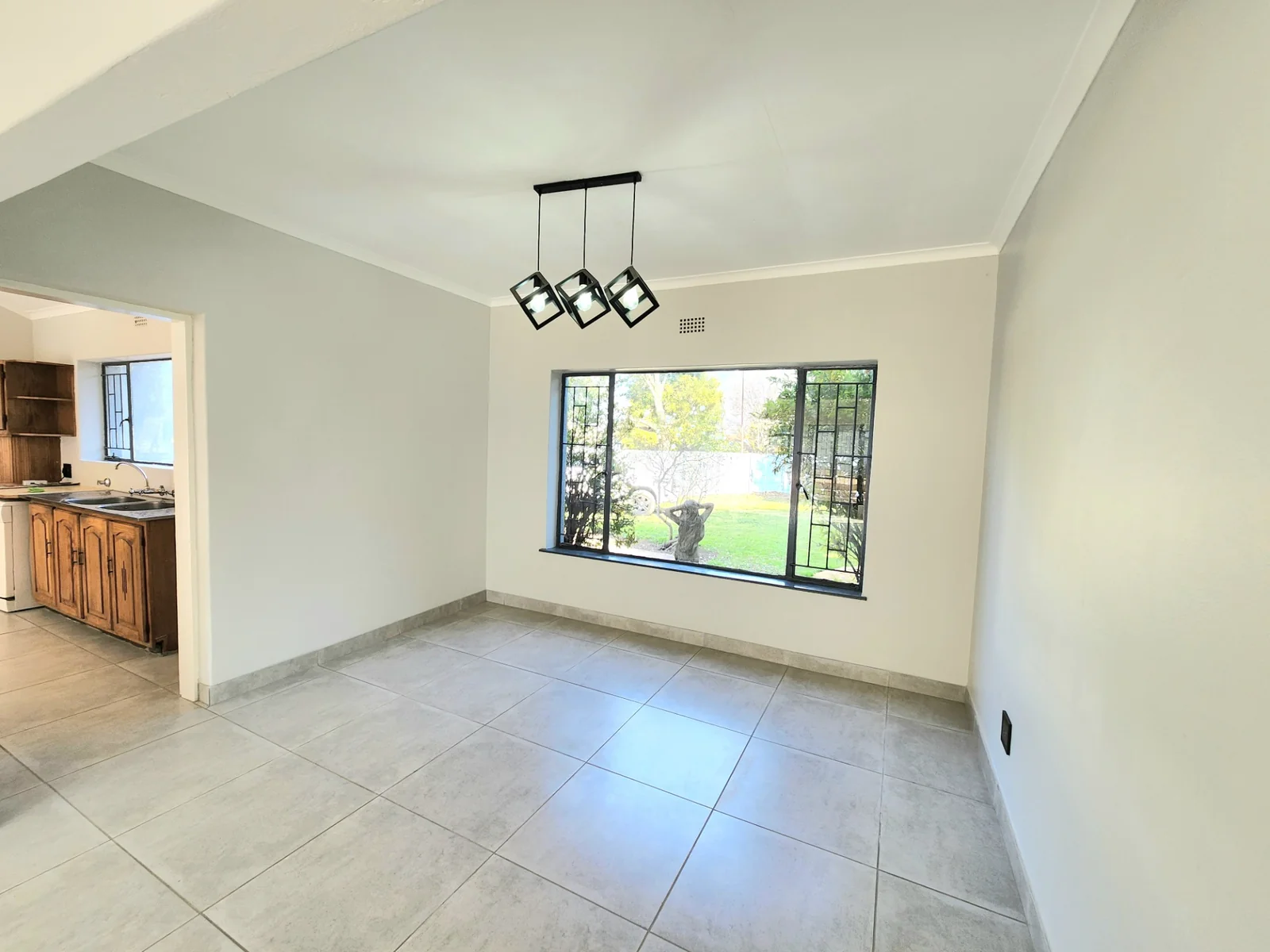 Beautifully Renovated Family Home with Endless Potential in Quiet Goedeburg