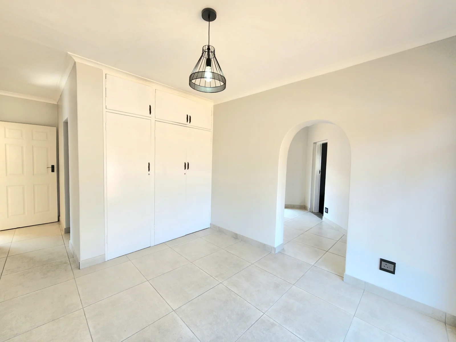 Beautifully Renovated Family Home with Endless Potential in Quiet Goedeburg