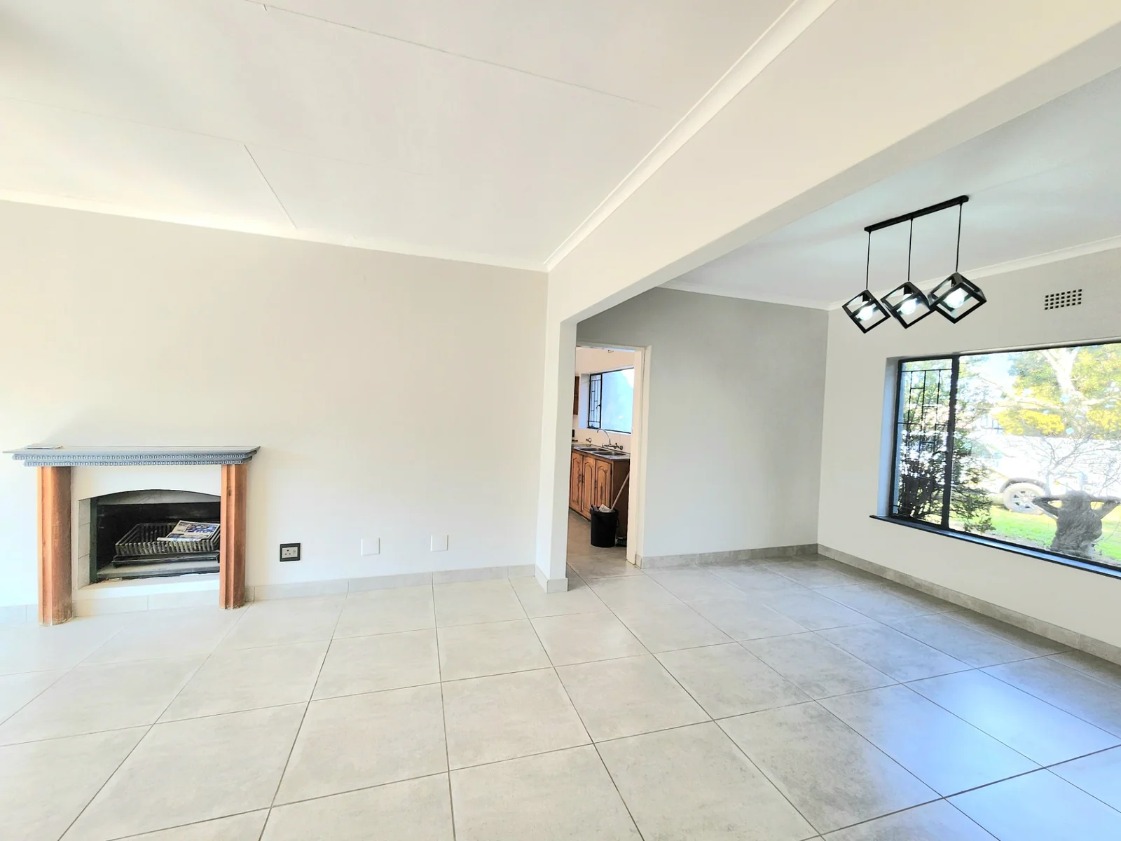 Beautifully Renovated Family Home with Endless Potential in Quiet Goedeburg