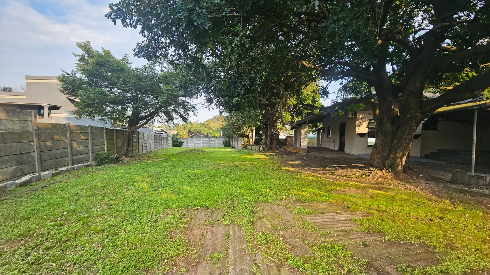 Spacious Family Home with Flatlet