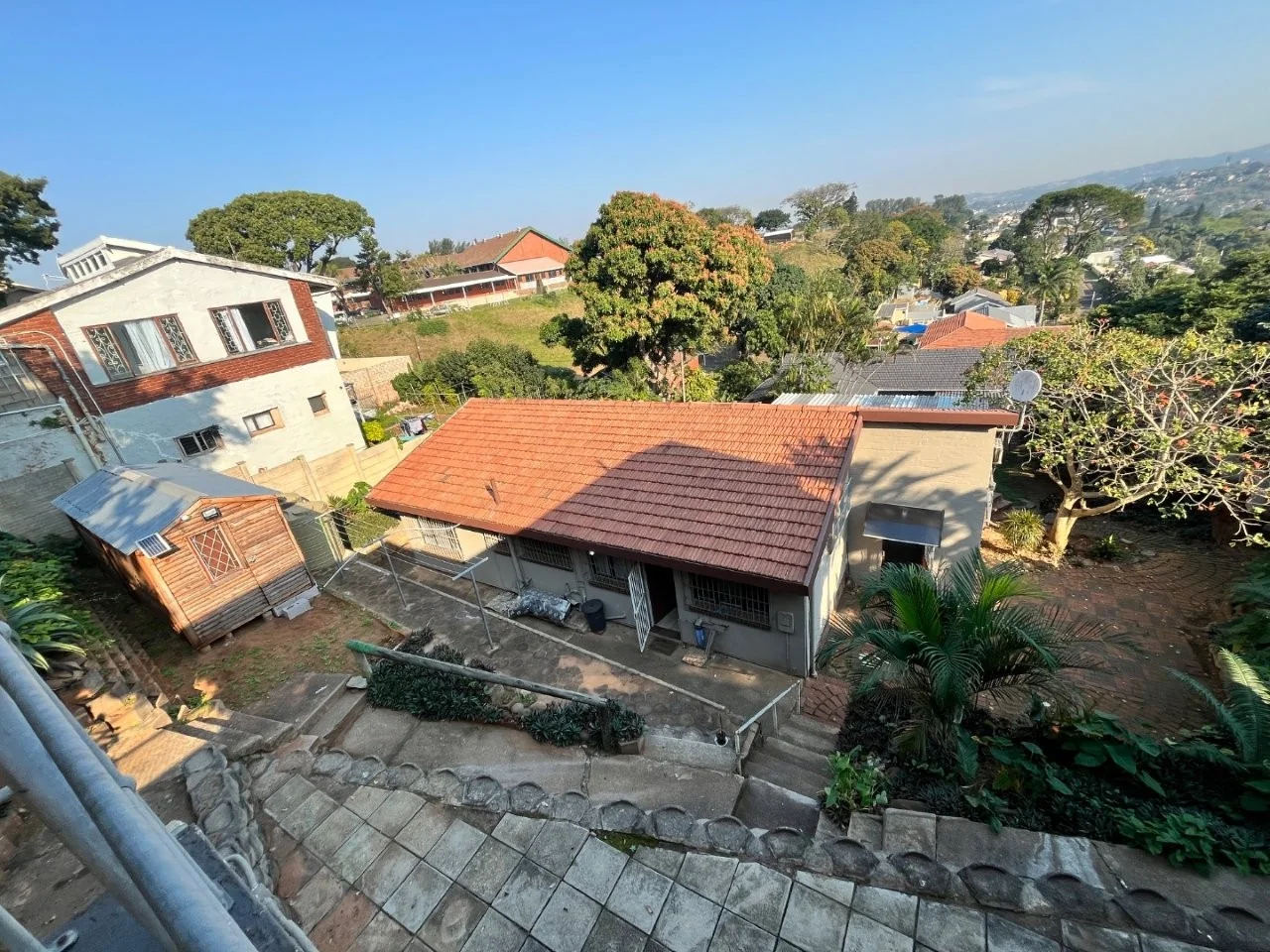 3 Bedroom house with swimming pool in Glenmore