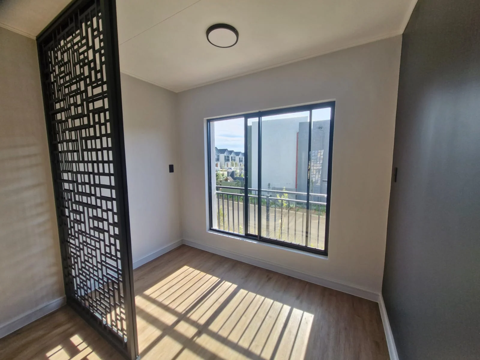 Studio Apartment to rent  in Newinbosch