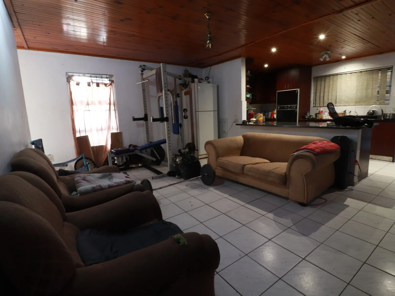 10-Bedroom Home in Cloetesville