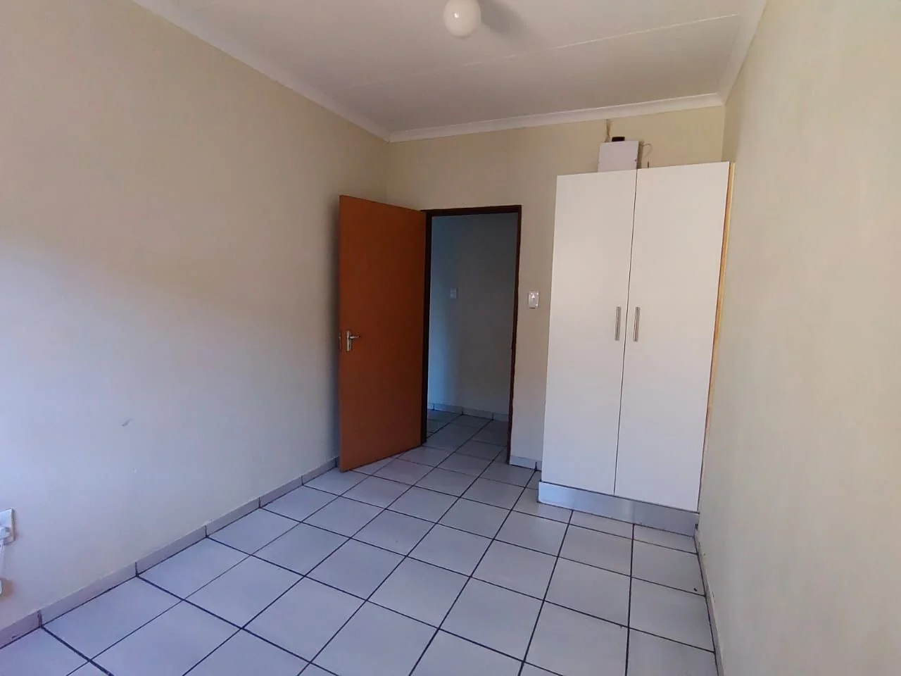 2 Bedroom Simplex for Rent in Rusteburg Central