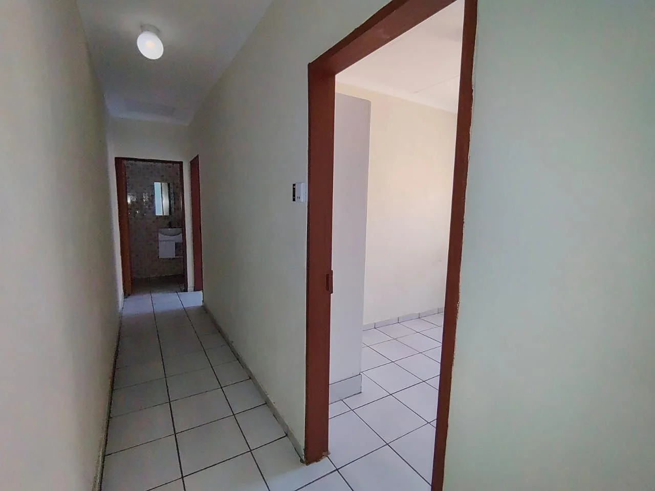 2 Bedroom Simplex for Rent in Rusteburg Central