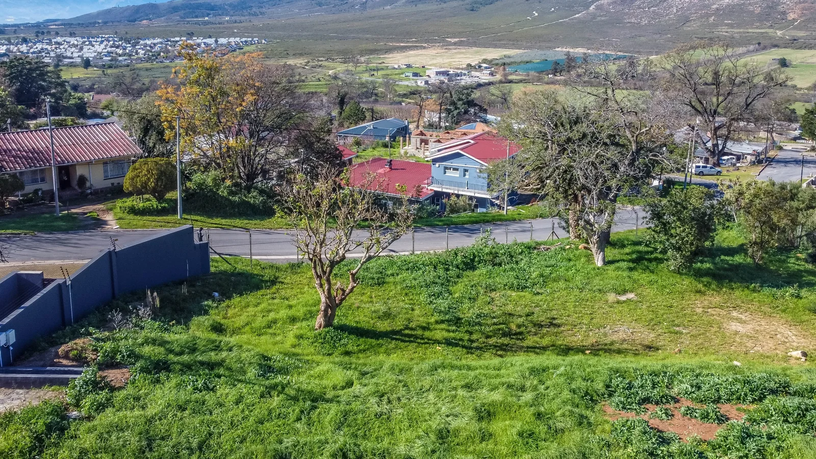 A Rare Opportunity Beneath the Simonsberg Mountains