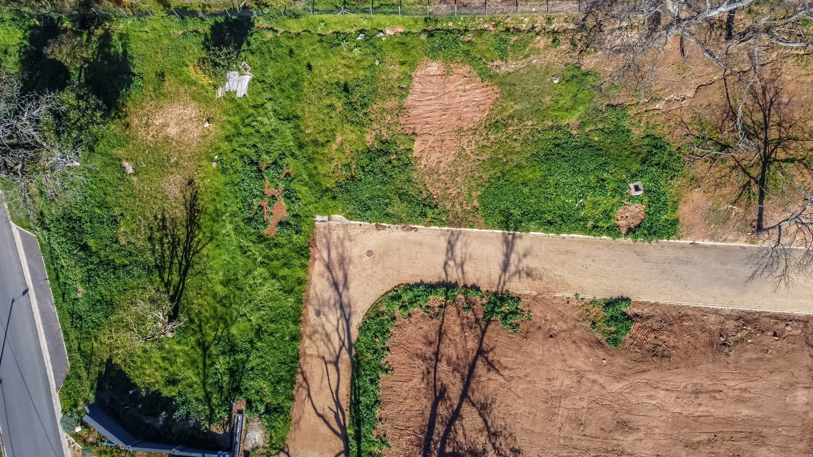 A Rare Opportunity Beneath the Simonsberg Mountains