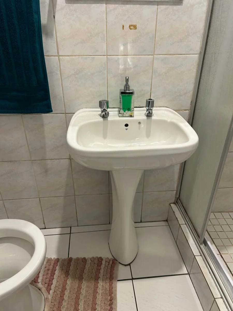 House for Sale in Safarituine