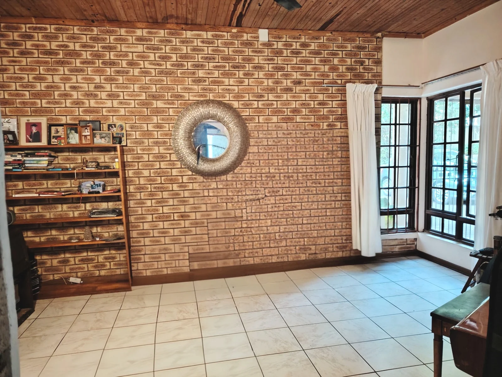 EXCLUSIVE TO LEAPFROG - Space, Views & Endless Potential