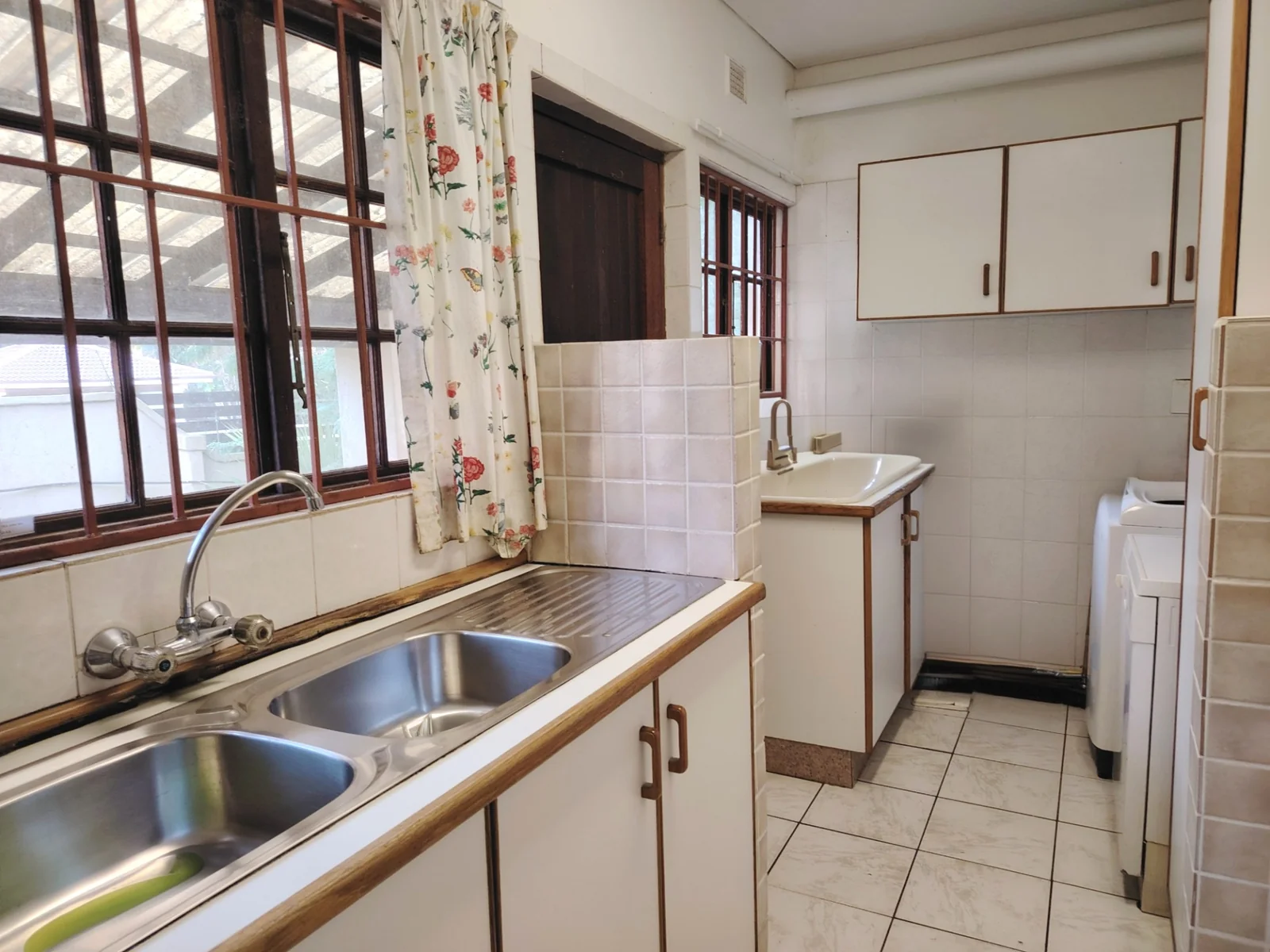 EXCLUSIVE TO LEAPFROG - Space, Views & Endless Potential