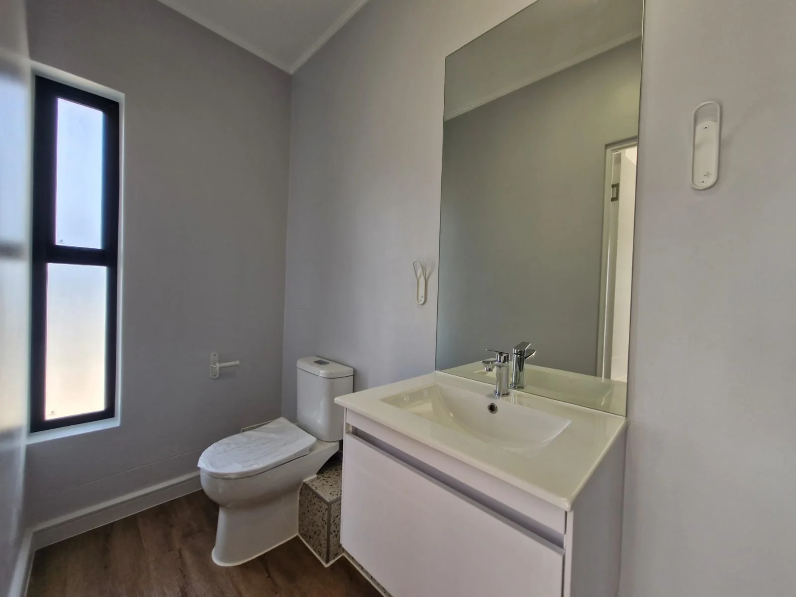 BRAND NEW 2 Bed and 2 Bath Apartment