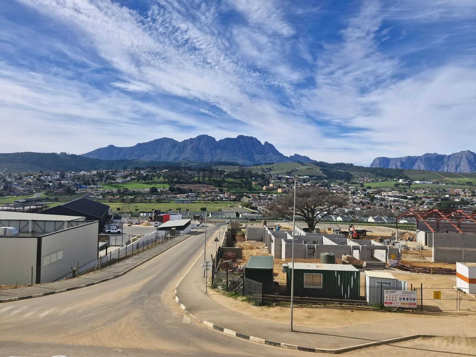 BRAND NEW 2 Bed and 2 Bath Apartment