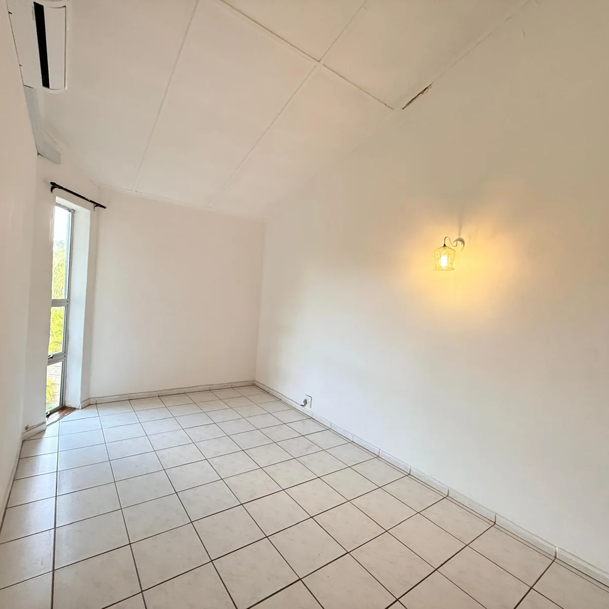 3-Bedroom Duplex with Private Pool in Meerensee