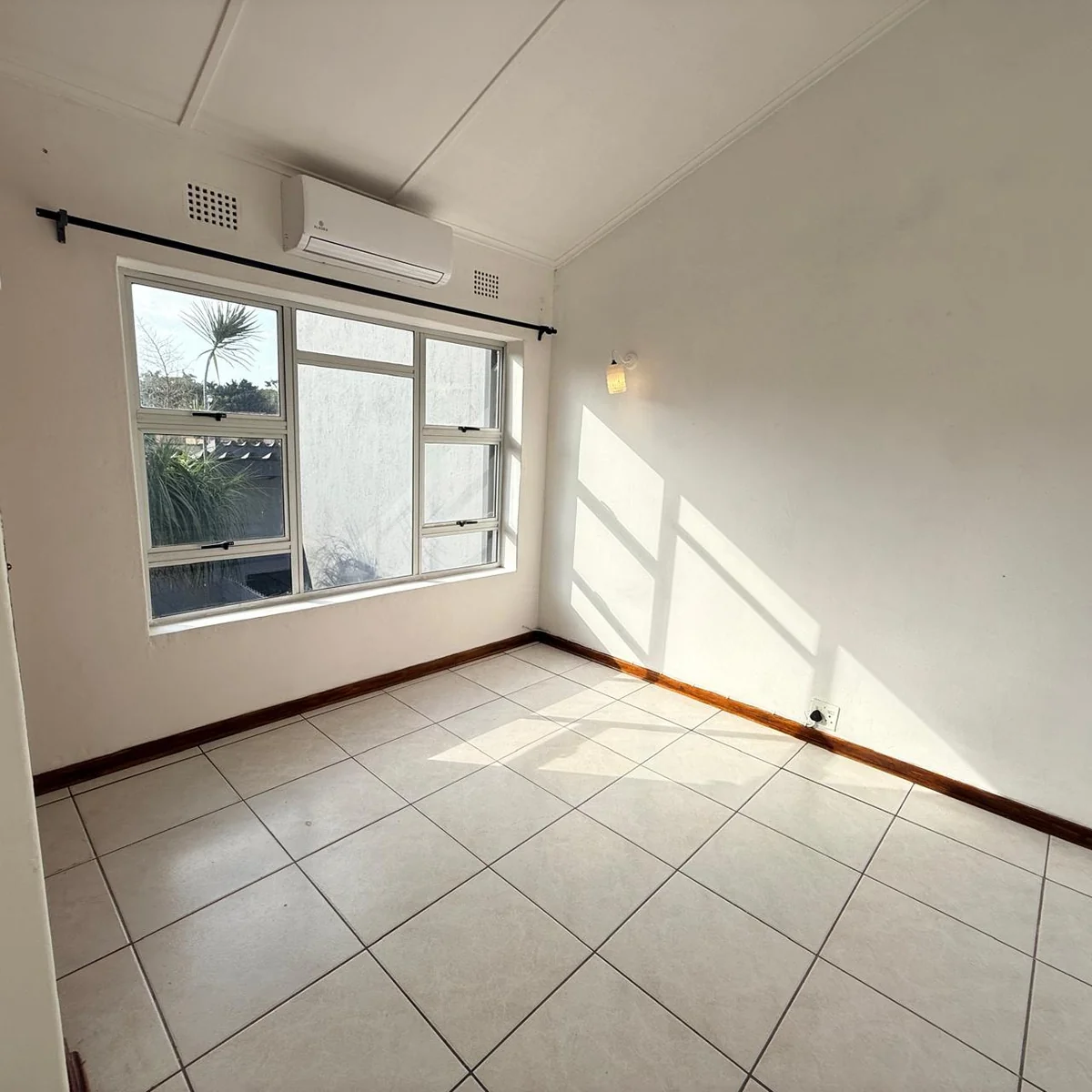 3-Bedroom Duplex with Private Pool in Meerensee