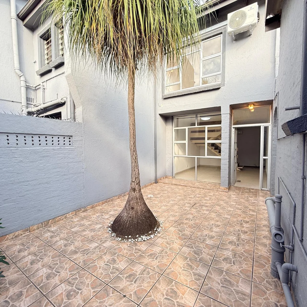 3-Bedroom Duplex with Private Pool in Meerensee