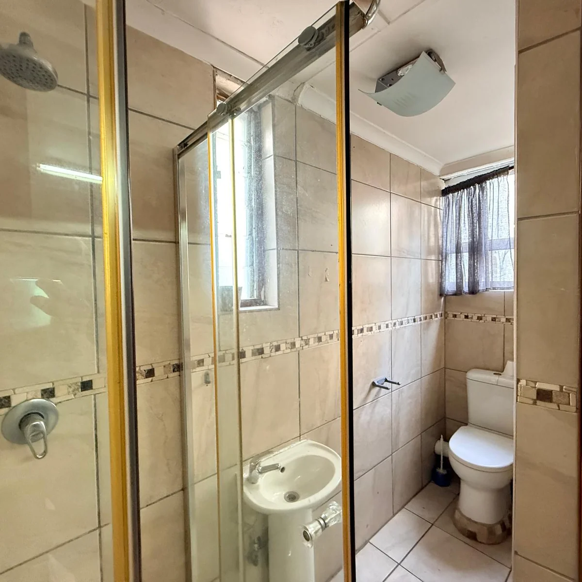 3-Bedroom Duplex with Private Pool in Meerensee