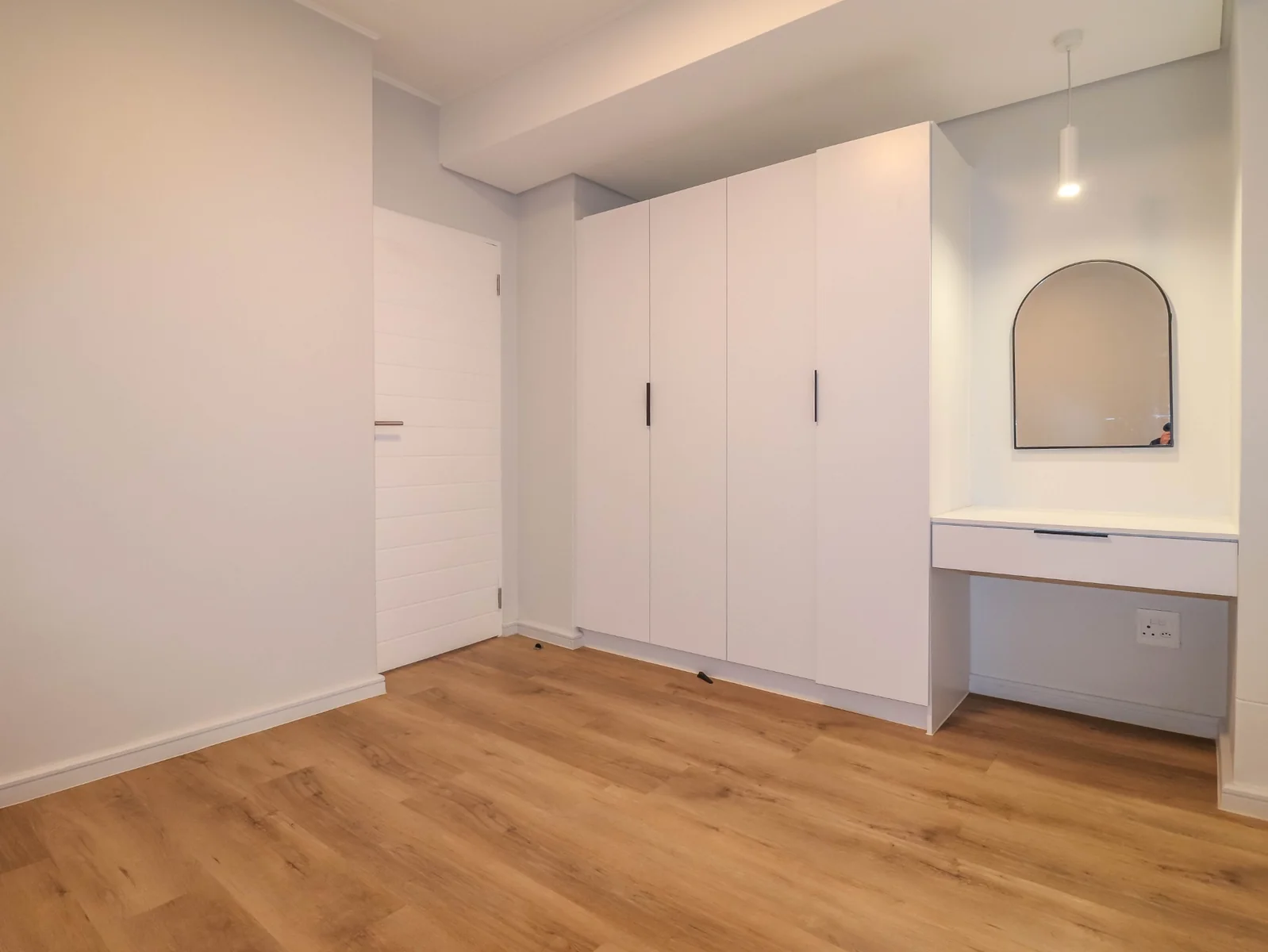 Sun-Filled North-Facing Apartment
