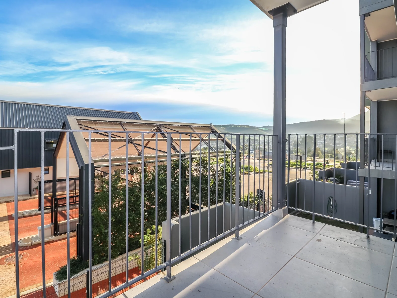 Sun-Filled North-Facing Apartment
