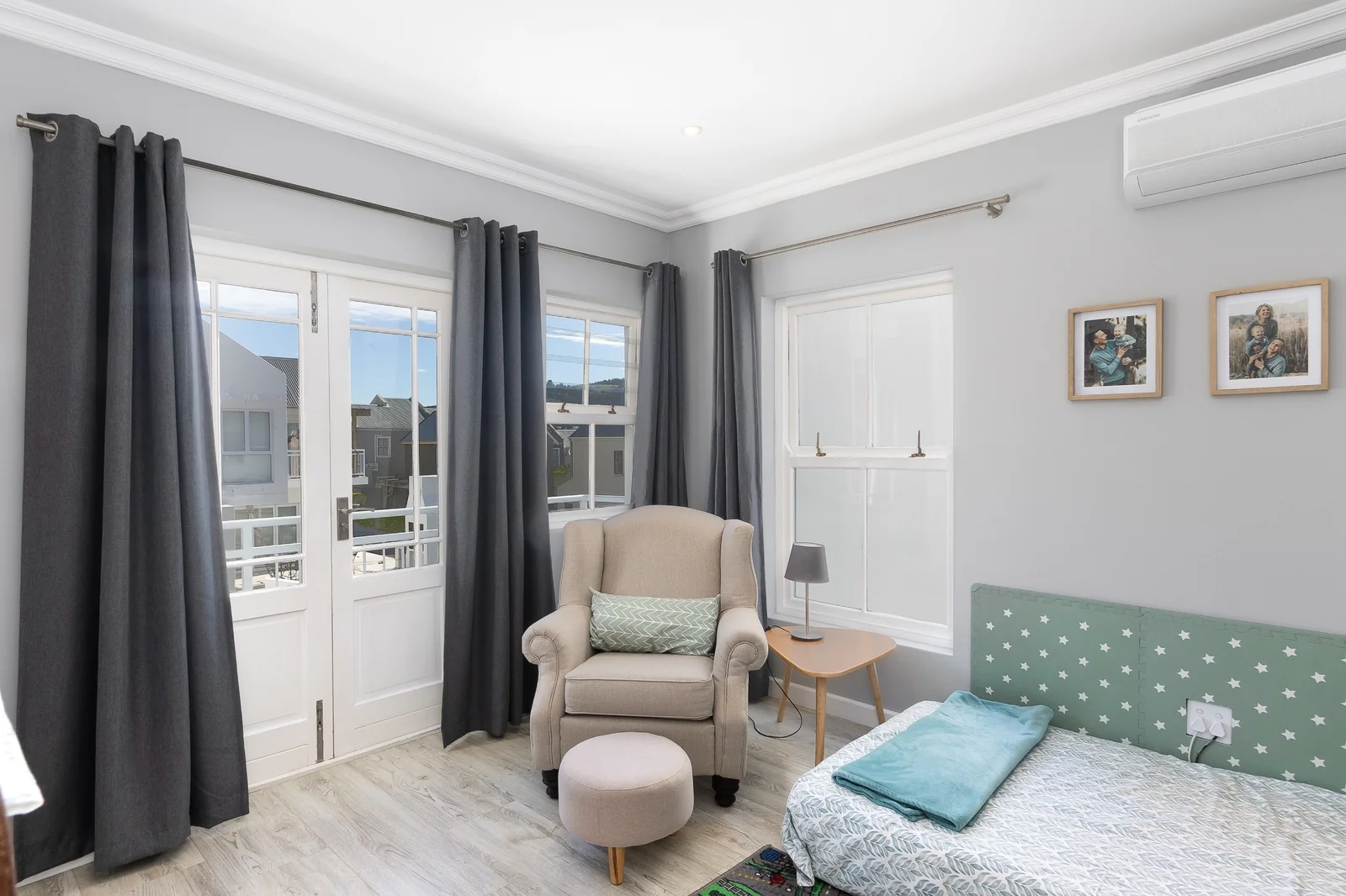 Move in Ready Modern Standalone home