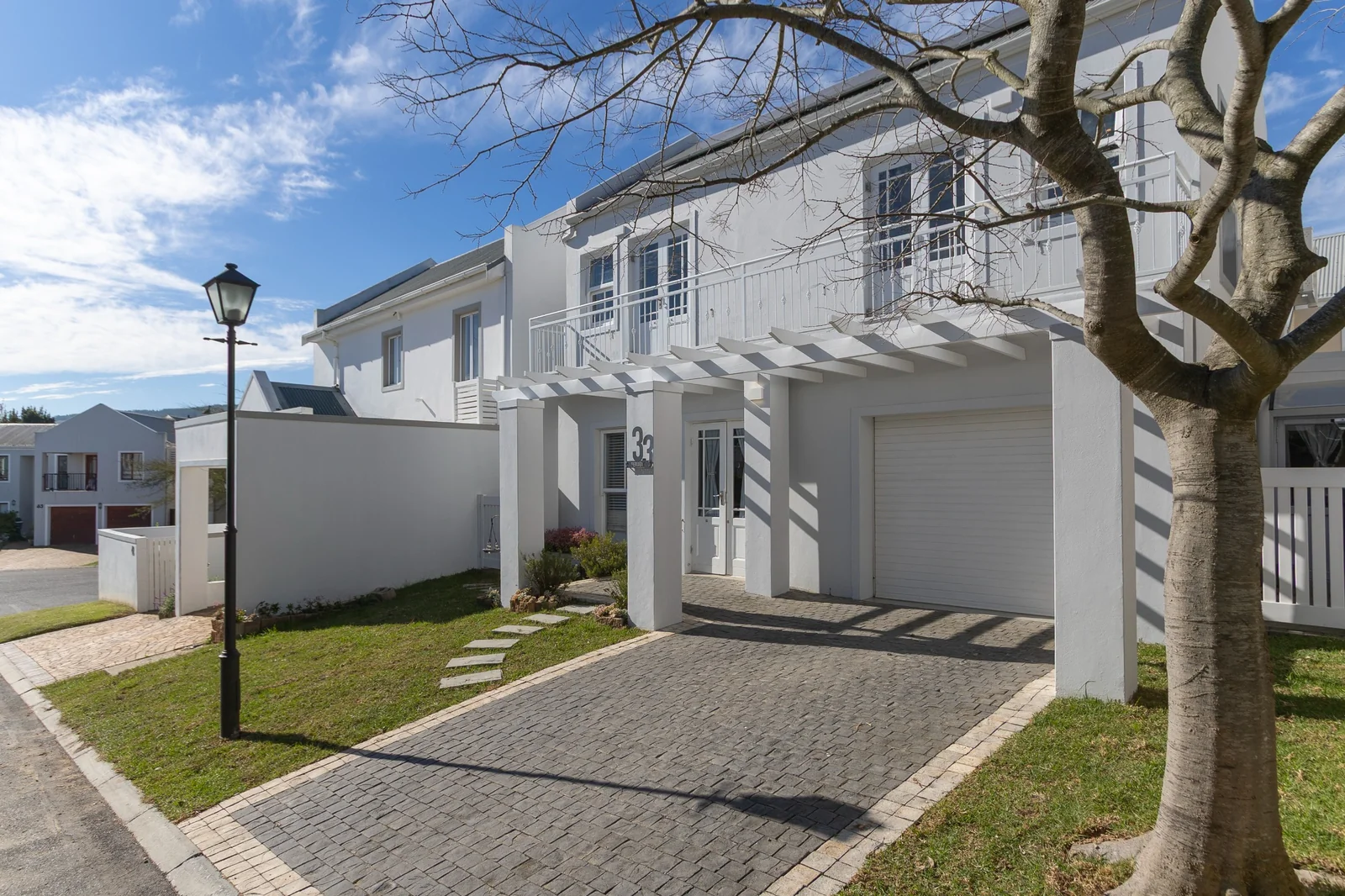 Move in Ready Modern Standalone home