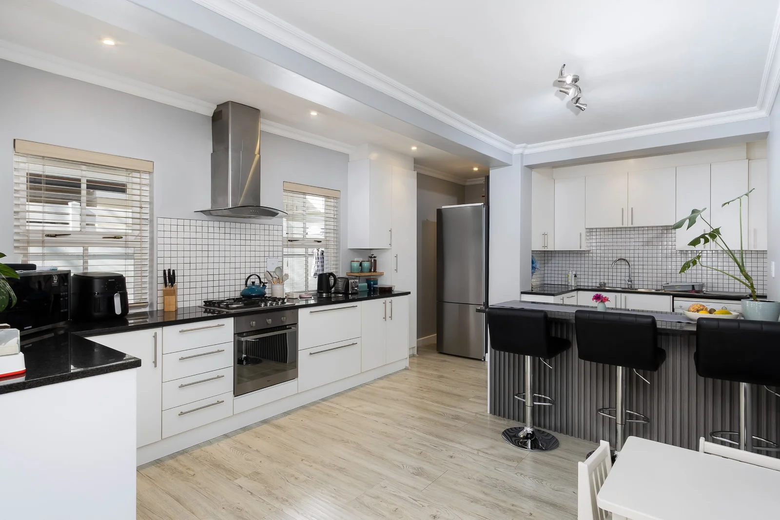 Move in Ready Modern Standalone home
