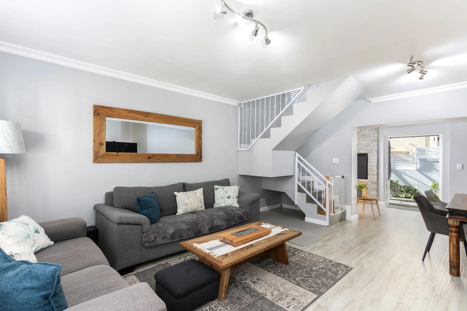 Move in Ready Modern Standalone home