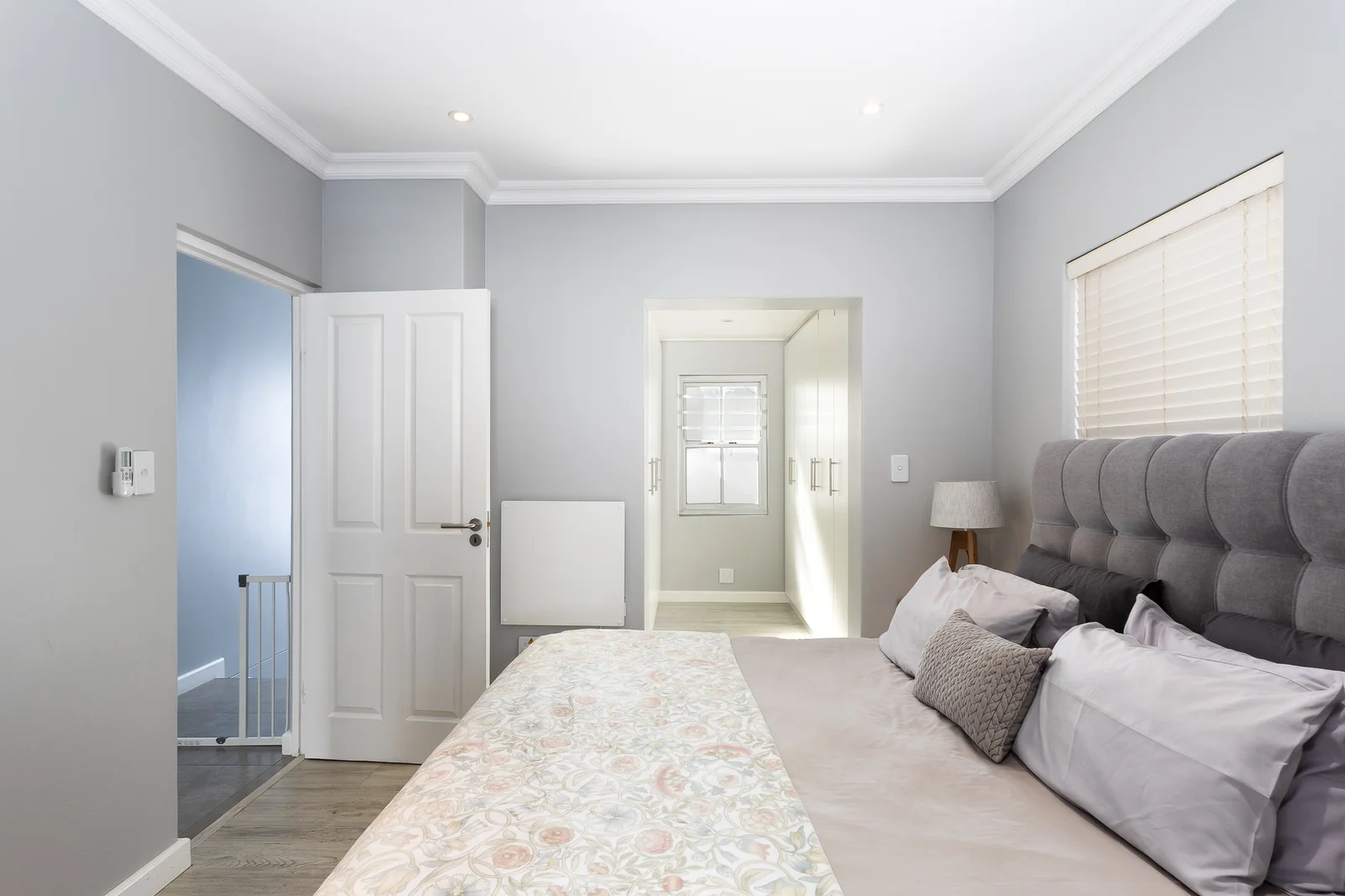 Move in Ready Modern Standalone home