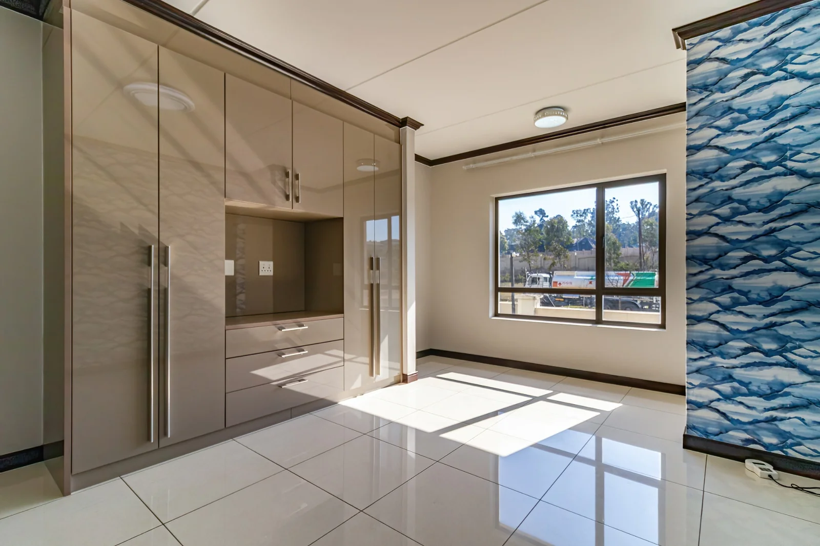 Three beds, Two Baths Modern property for sale in Carlswald