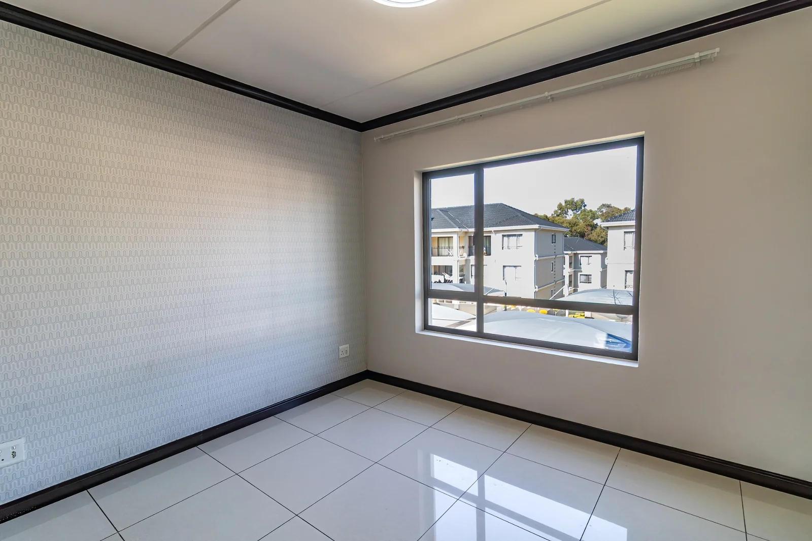 Three beds, Two Baths Modern property for sale in Carlswald