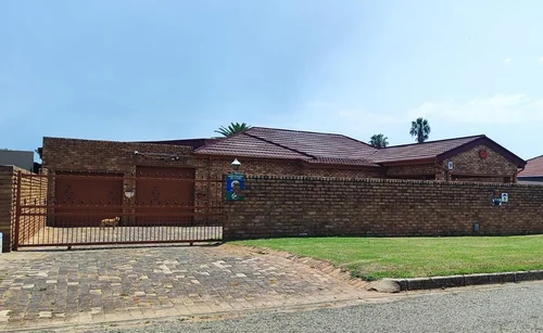 Selection Park, Springs