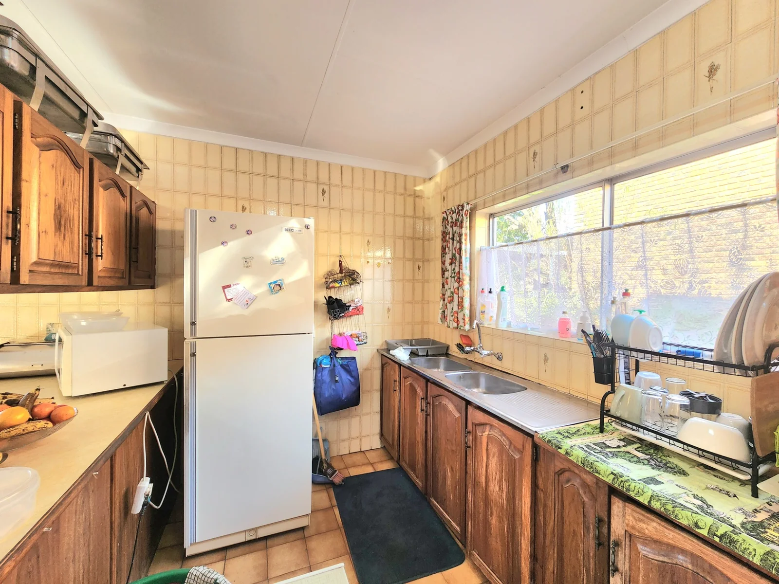 Investment Opportunity – 9-Room Guest House in Secure Lakefield Ext 21