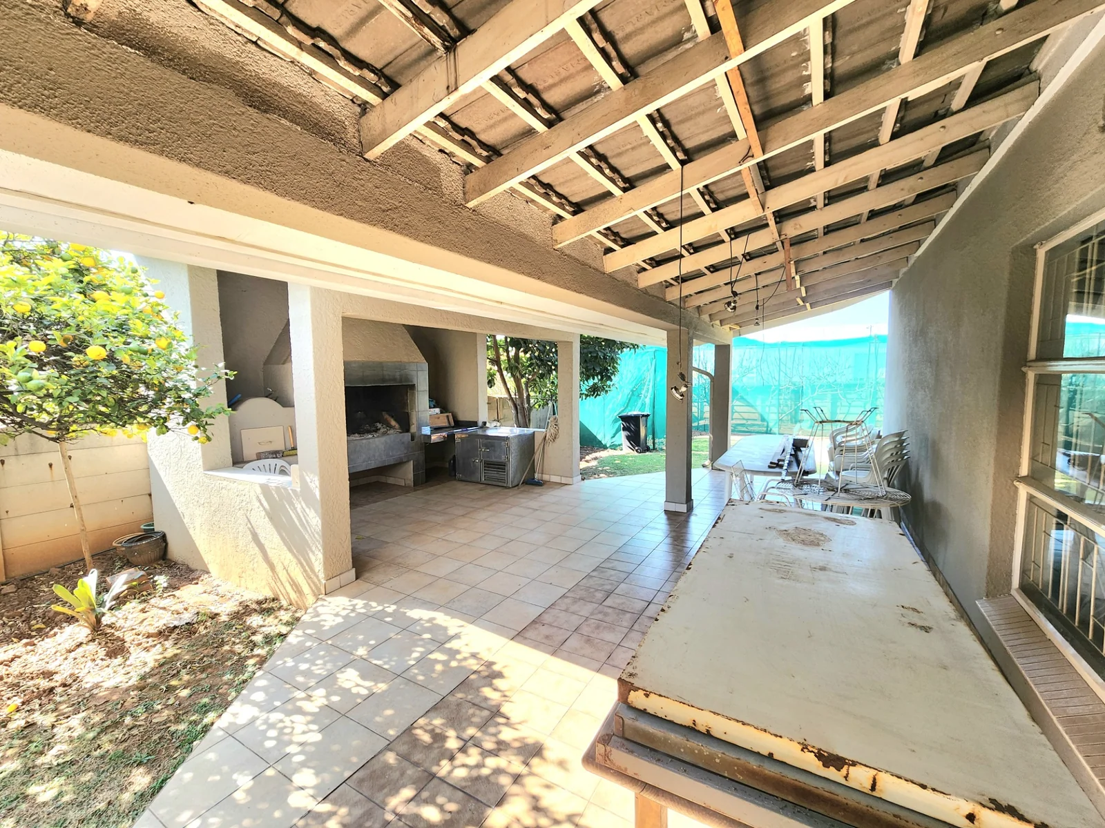 Spacious 5 Bedroom Property with Exceptional Potential in the Heart of Bardene