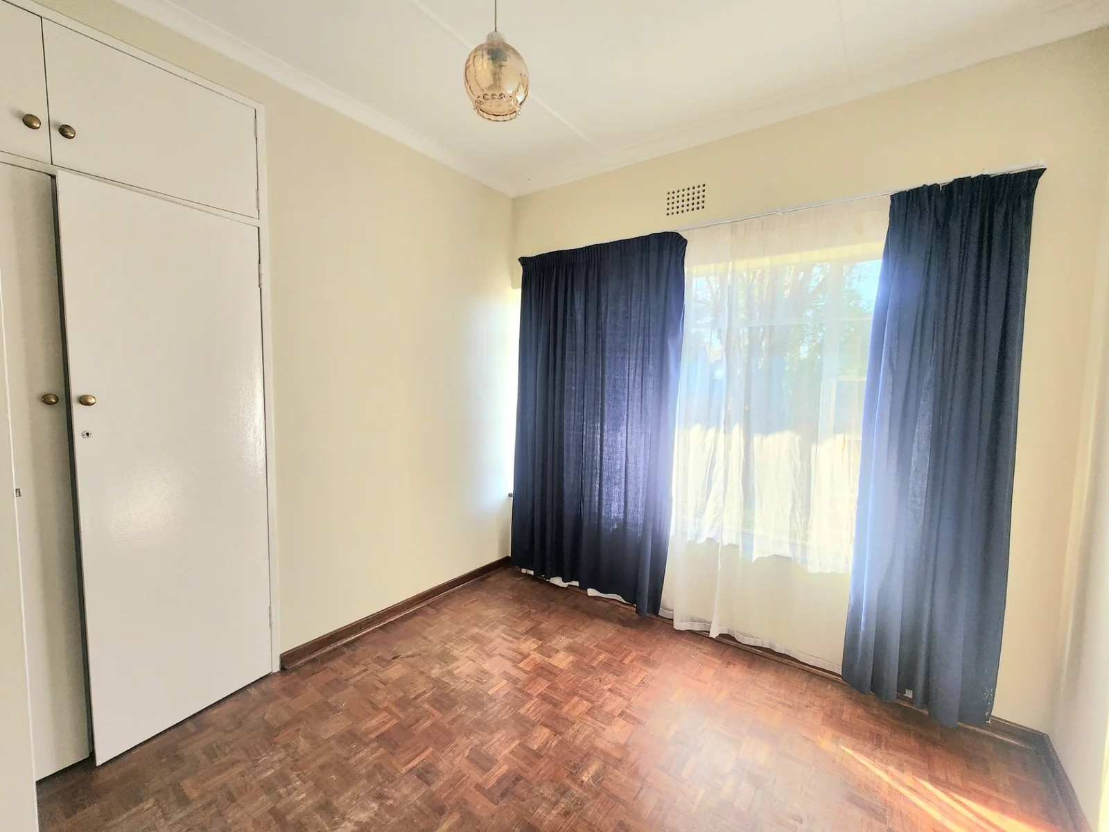 Charming 3-Bedroom Family Home to Rent in Secure Edleen Enclosure