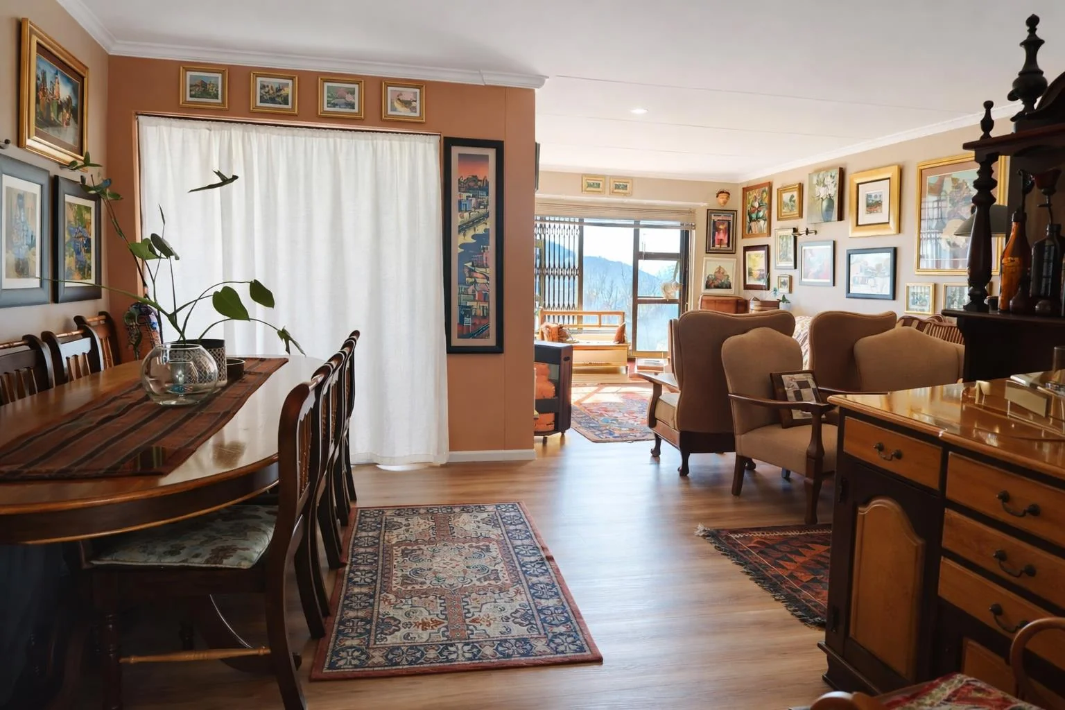 This is the Most Charming 3 bedroom, ground floor Town House with an incredible View that You will Absolutely Love in Helderkruin.