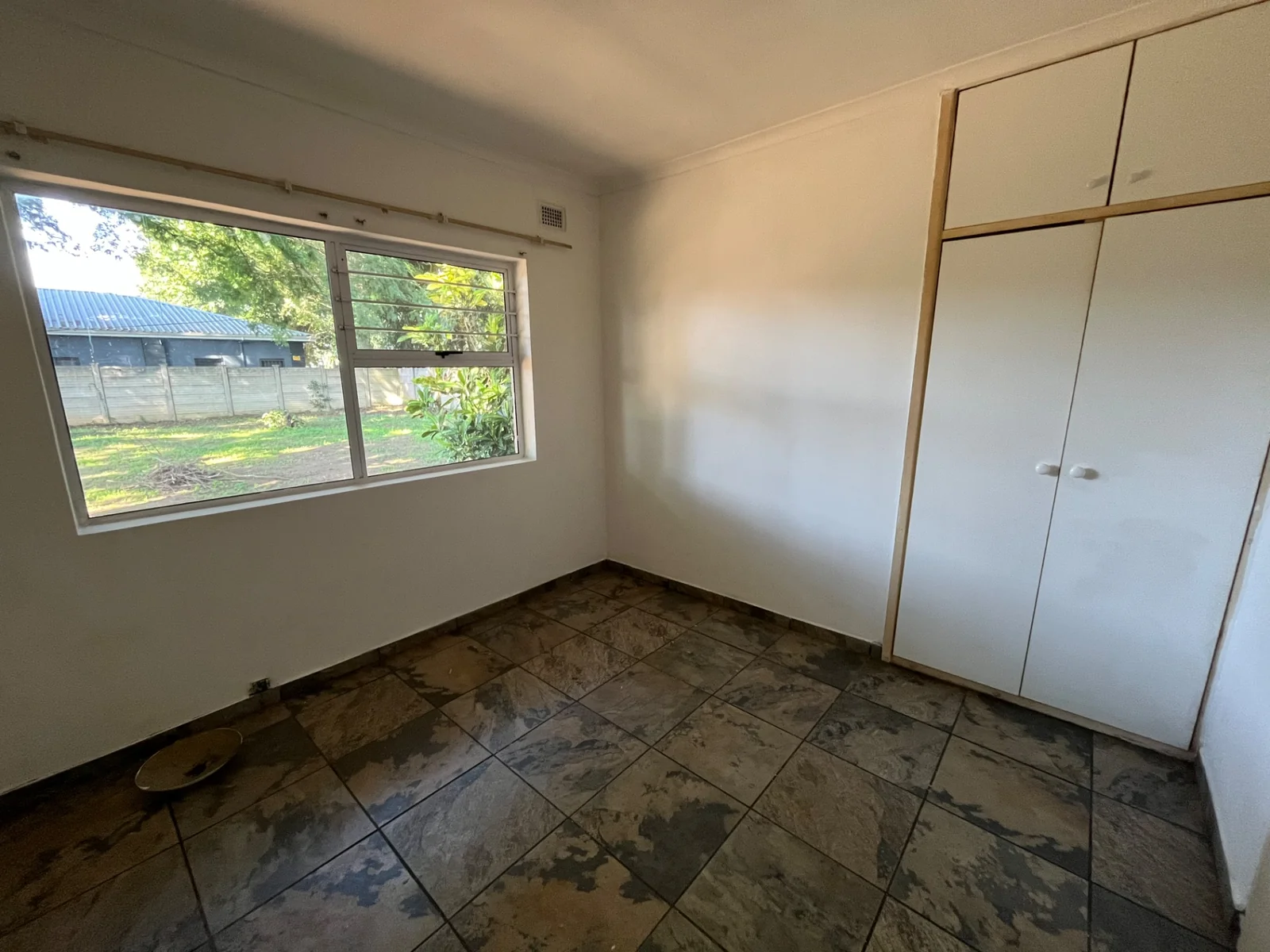 3 Bedroom 2 bathroom flat