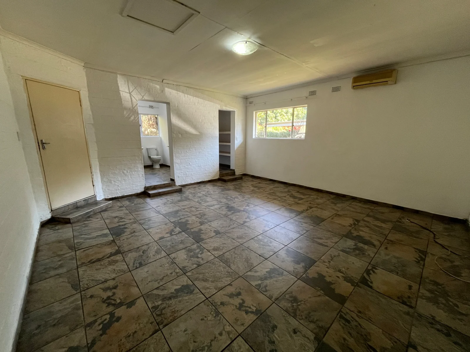 3 Bedroom 2 bathroom flat