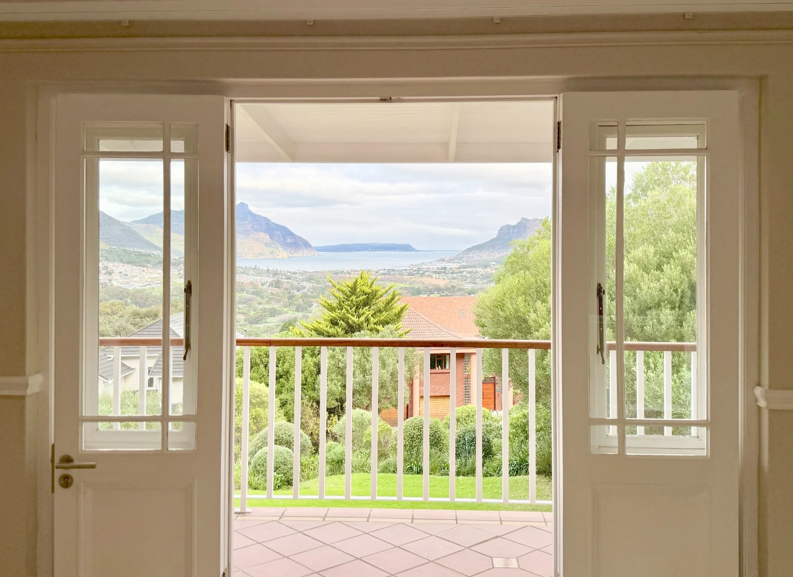 Charming Family Home with breathtaking views in Premier Security Estate